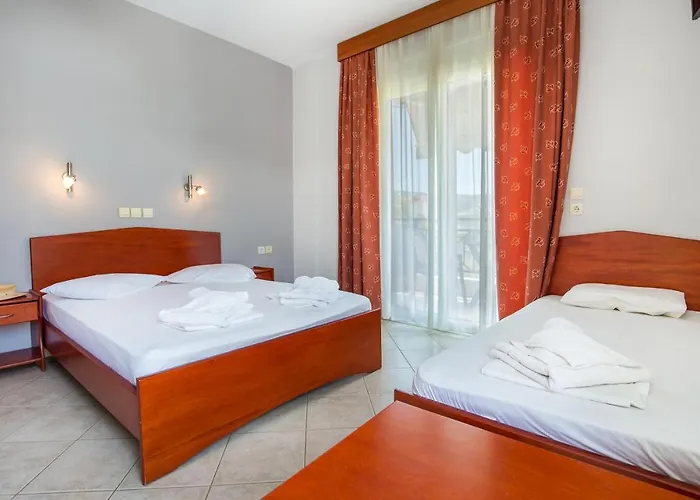 Aparthotel Maria 3*
